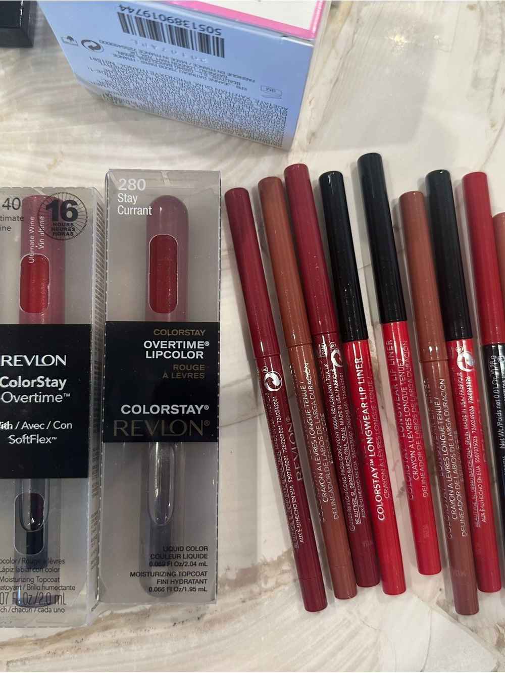 Revlon Women Makeup - LOT OF NEW 50+ PCS - Picture 8 of 8